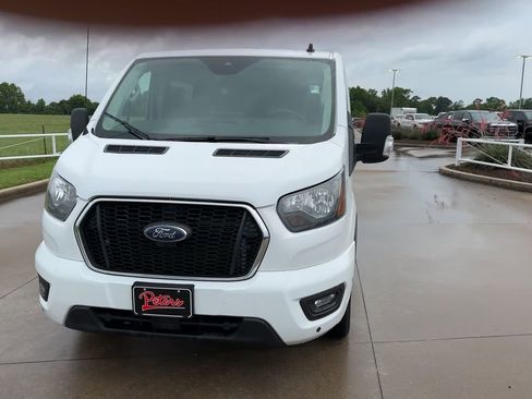 Used 2024 Ford Transit 350 XLT RWD image 4