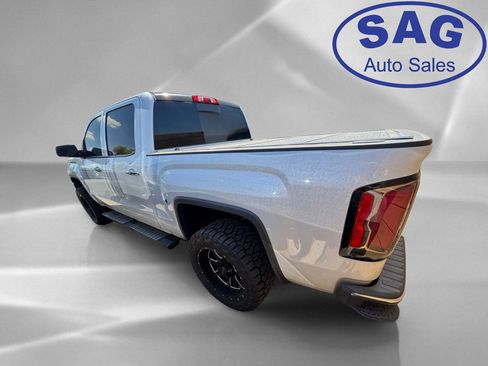Used 2017 GMC Sierra 1500 SLT w/ SLT Premium Package AWD/4WD image 4