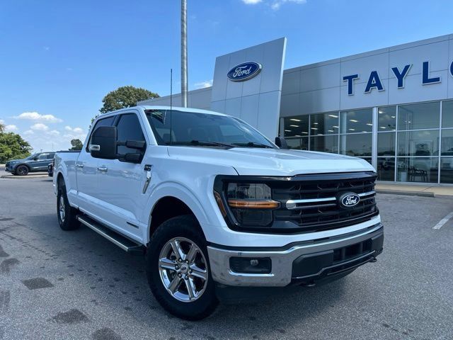 Used 2025 Ford F150 XLT w/ Equipment Group 301A Standard AWD/4WD image 4