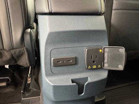 Used 2025 Ford Maverick Lobo AWD/4WD image 64