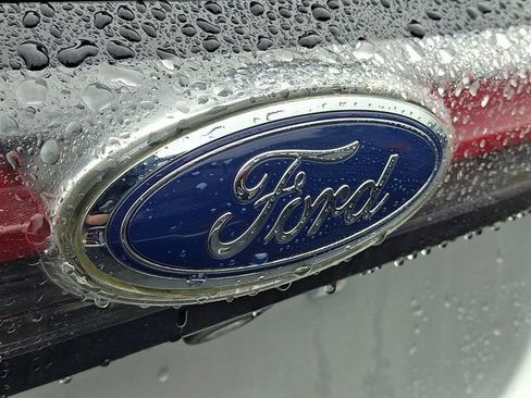 Used 2015 Ford Edge Titanium w/ Equipment Group 301A AWD/4WD image 4