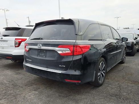 Used 2018 Honda Odyssey Elite image 3
