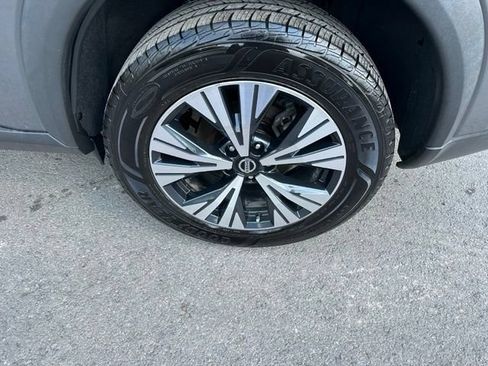 Used 2021 Nissan Rogue SV w/ Premium Package FWD image 10