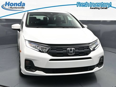 Used 2026 Honda Odyssey EX-L image 3