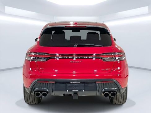 Certified 2025 Porsche Macan Turbo image 7
