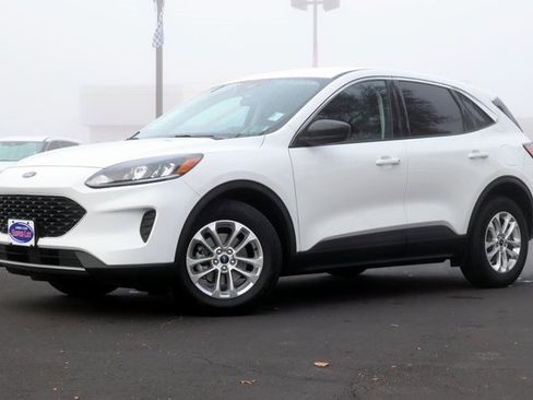 Certified 2022 Ford Escape SE image 14