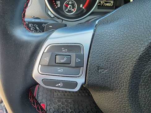 Used 2013 Volkswagen GTI Driver's Edition FWD image 17