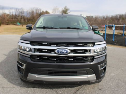 Used 2024 Ford Expedition Max Limited image 4