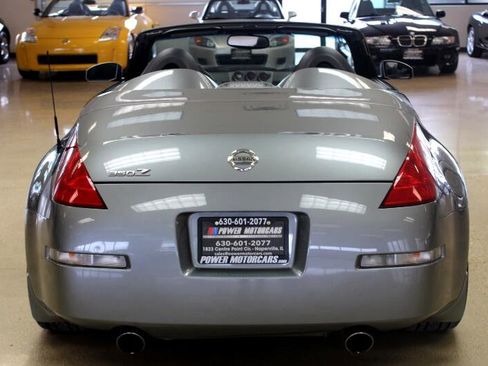 Used 2004 Nissan 350Z Touring image 29