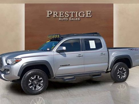 Used 2020 Toyota Tacoma TRD Off-Road w/ Technology Package RWD image 20