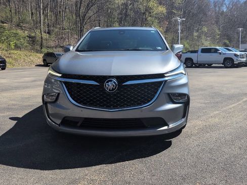 Used 2024 Buick Enclave Avenir w/ Avenir Technology Package AWD/4WD image 10