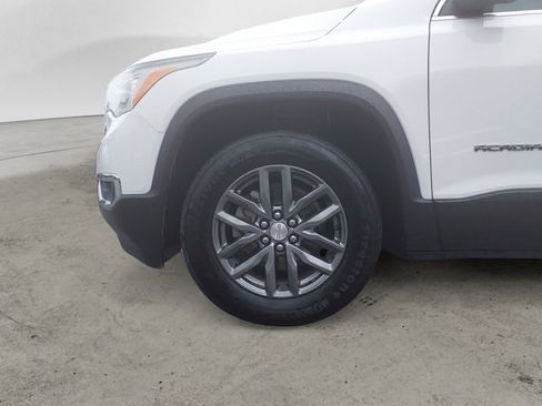 Used 2019 GMC Acadia SLT AWD/4WD image 9