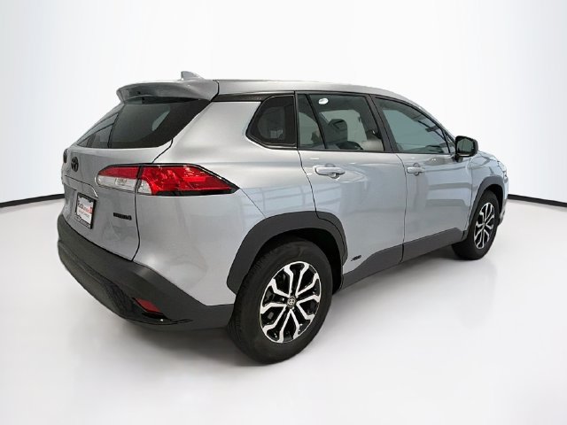 Used 2024 Toyota Corolla Cross AWD Hybrid image 5