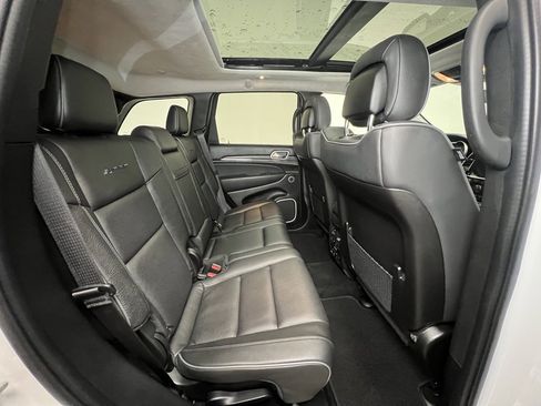 Used 2021 Jeep Grand Cherokee Summit image 8
