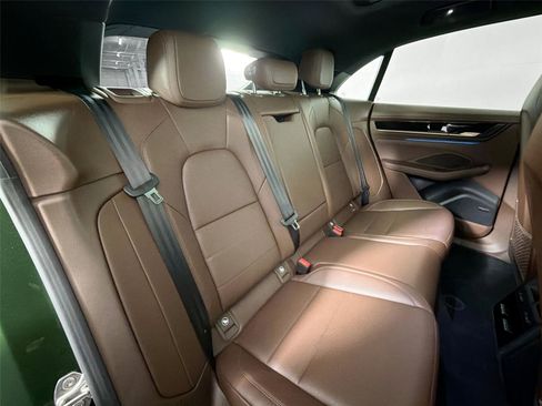Certified 2026 Porsche Macan Electric RWD image 25