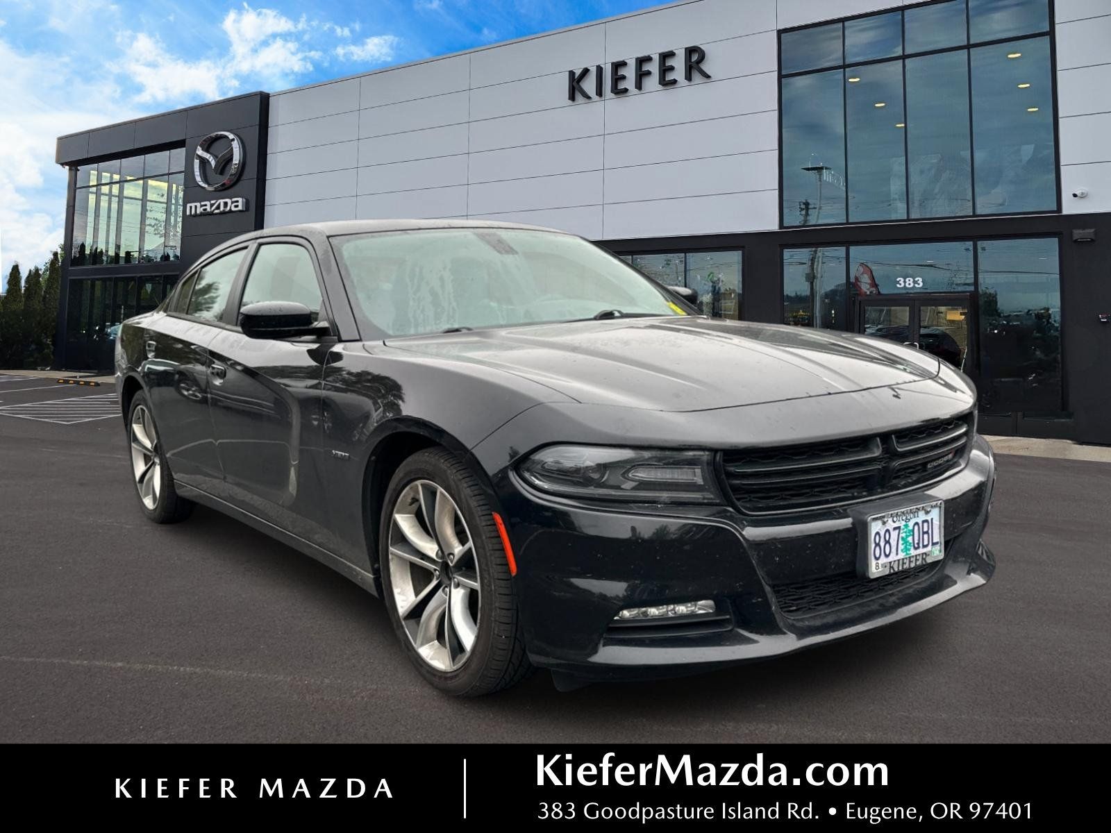 Used 2015 Dodge Charger R/T w/ Plus Group RWD image 1