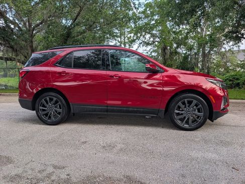 Used 2023 Chevrolet Equinox RS w/ RS Leather Package FWD image 10