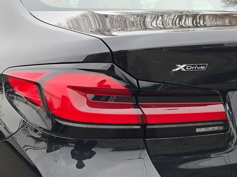 Used 2023 BMW 540i xDrive w/ Convenience Package image 10