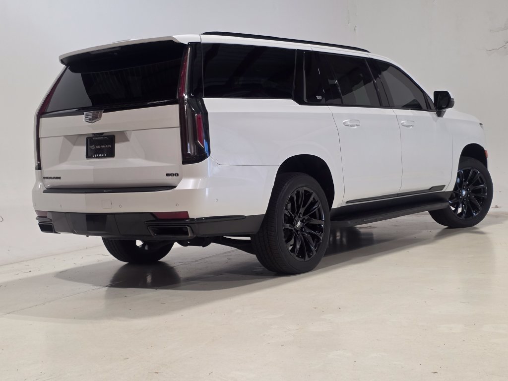 Used 2021 Cadillac Escalade ESV Sport Platinum w/ LPO, ONYX Package AWD/4WD image 5