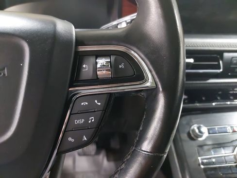 Used 2022 Lincoln Nautilus Reserve w/ Monochromatic Package image 18