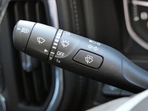 Used 2022 GMC Sierra 3500 Denali w/ Denali Ultimate Package image 28