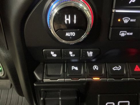 Used 2019 GMC Sierra 1500 AT4 w/ AT4 Premium Package image 23