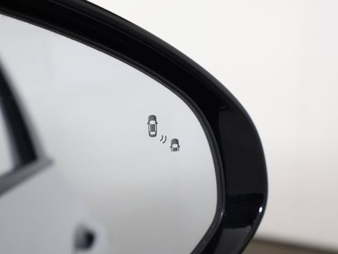 Used 2023 Kia K5 GT-Line image 38