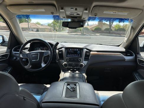 Used 2019 GMC Yukon Denali w/ Denali Ultimate Package AWD/4WD image 24