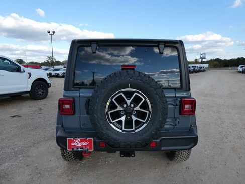 New 2026 Jeep Wrangler Unlimited Rubicon AWD/4WD image 7