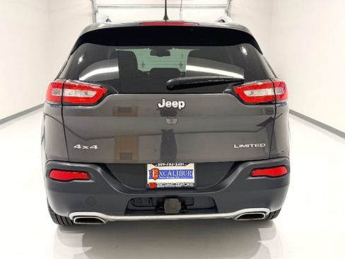 Used 2016 Jeep Cherokee Limited w/ Trailer Tow Group AWD/4WD image 10