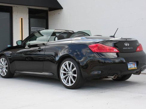 Used 2009 INFINITI G37 Convertible w/ Premium Pkg RWD image 22