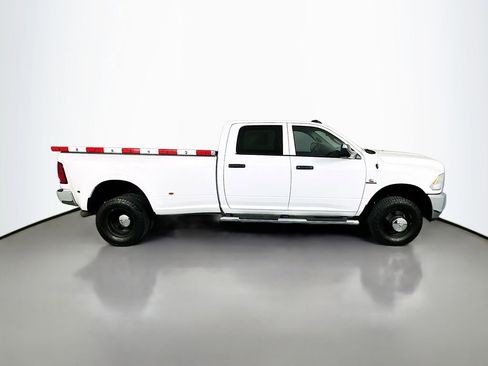 Used 2017 RAM 3500 Tradesman w/ Chrome Appearance Group AWD/4WD image 8