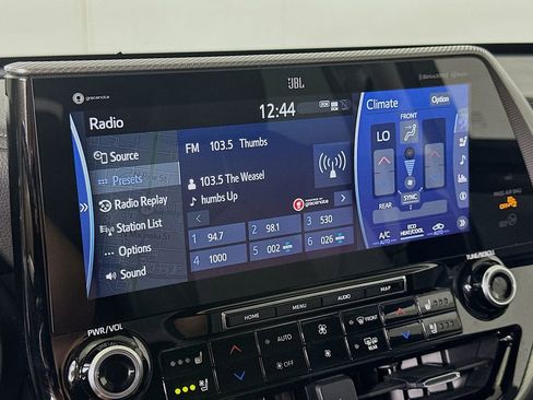 Used 2021 Toyota Highlander Platinum AWD/4WD image 31