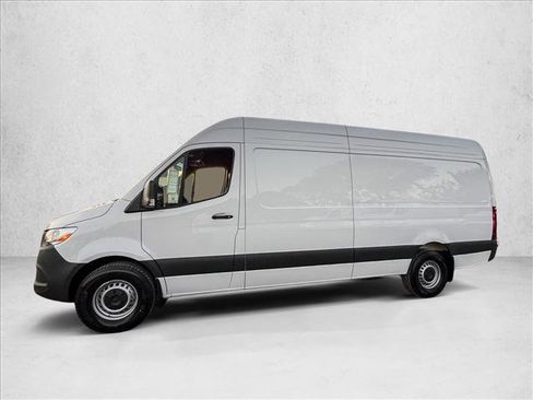 Used 2026 Mercedes-Benz Sprinter 2500 image 9