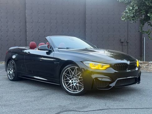 Used 2020 BMW M4 Convertible w/ Competition Package RWD image 2