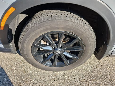 Used 2025 Honda CR-V Sport-L image 4