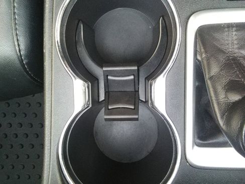 Used 2017 Toyota Highlander AWD V6 image 21