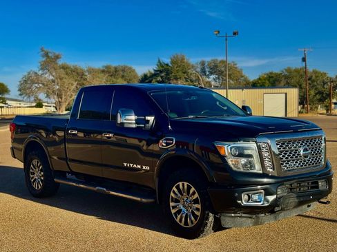 Used 2016 Nissan Titan Platinum Reserve image 4