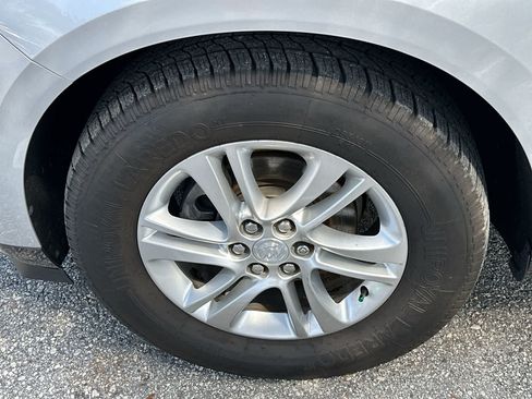 Used 2020 Buick Enclave Essence w/ Trailering Package, 5000 lbs. AWD/4WD image 13
