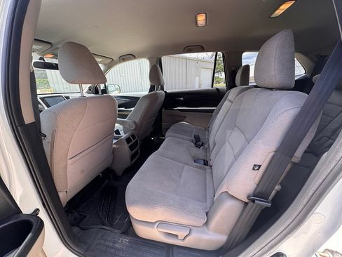 Used 2016 Honda Pilot EX image 11