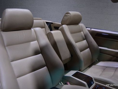Used 1995 Mercedes-Benz E 320 Convertible image 24