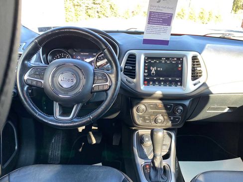 Used 2021 Jeep Compass Latitude image 8