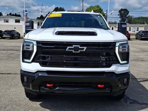 Used 2026 Chevrolet Silverado 2500 LTZ w/ LTZ Plus Package AWD/4WD image 3