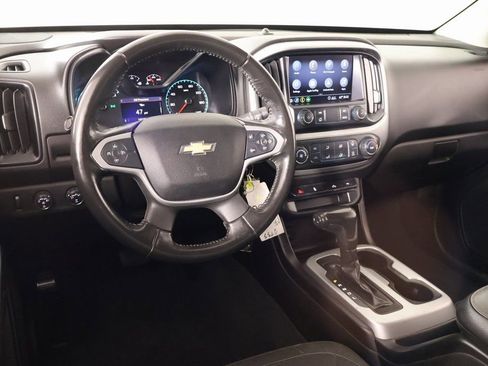 Used 2019 Chevrolet Colorado LT w/ LT Convenience Package image 2