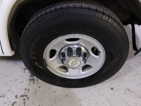 Used 2015 Chevrolet Express 3500 LT w/ LT Preferred Equipment Group image 29
