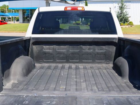 Used 2022 RAM 1500 Classic SLT w/ Electronics Group AWD/4WD image 8