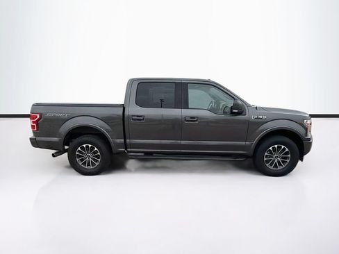 Used 2018 Ford F150 XLT w/ Equipment Group 302A Luxury AWD/4WD image 4