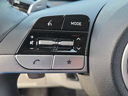 Used 2022 Hyundai Tucson Limited image 23