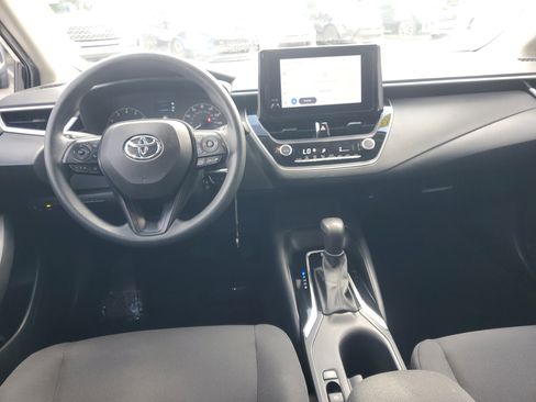 Used 2023 Toyota Corolla LE FWD image 9