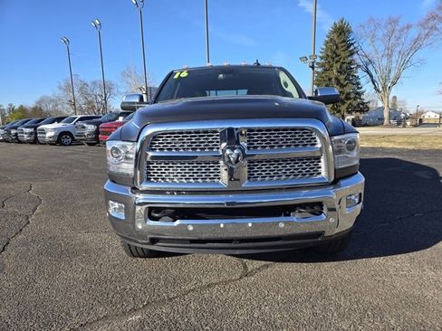 Used 2016 RAM 2500 Laramie image 4